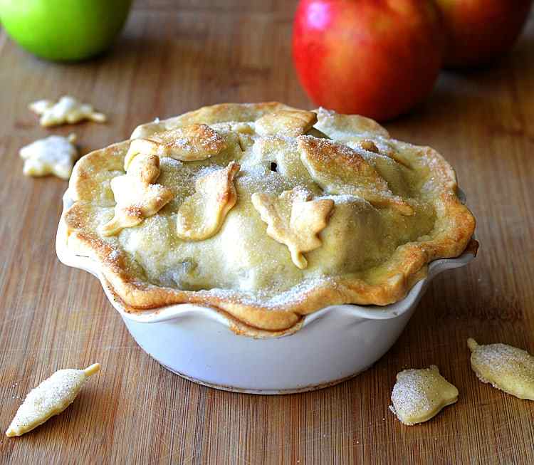 How to prepare apple pie in a pot